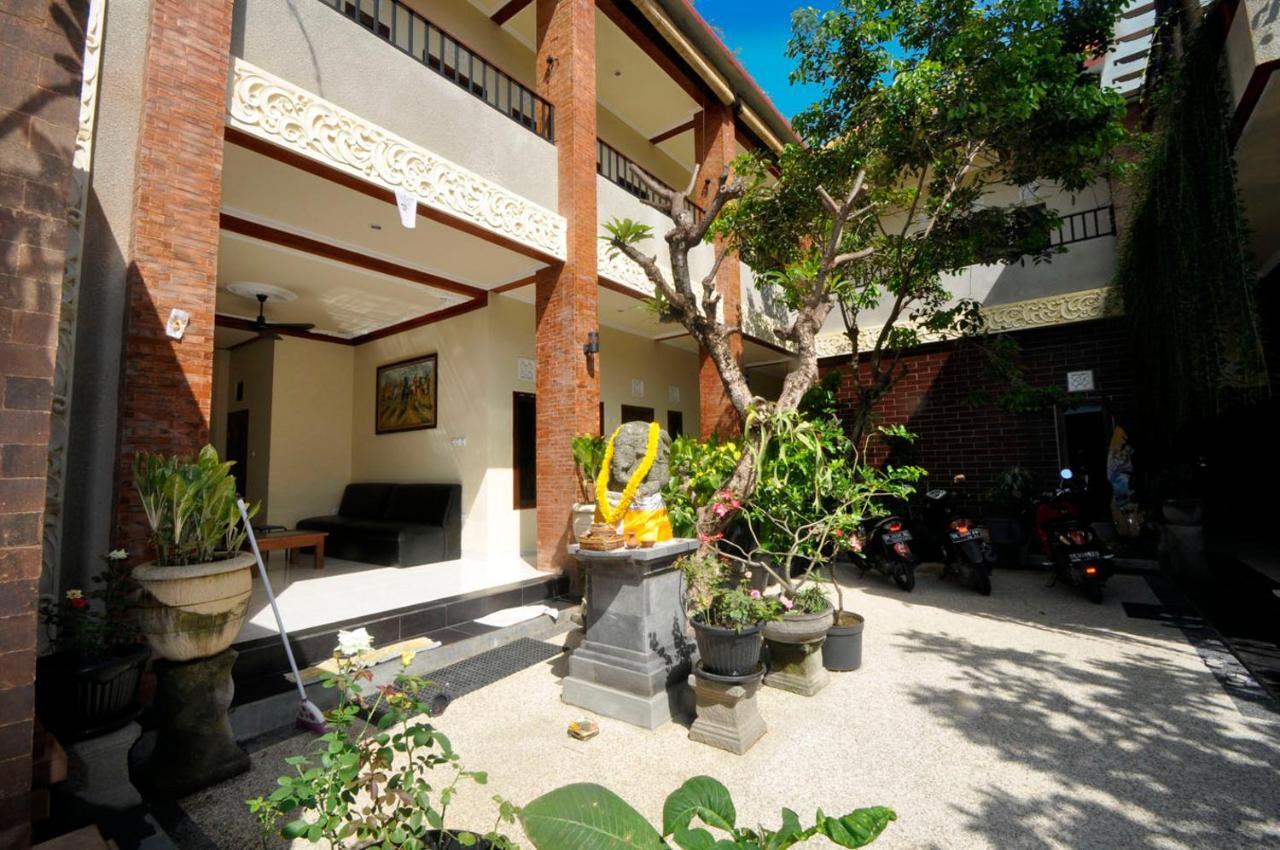 Hotel Kings House Kesari Sanur Exterior foto